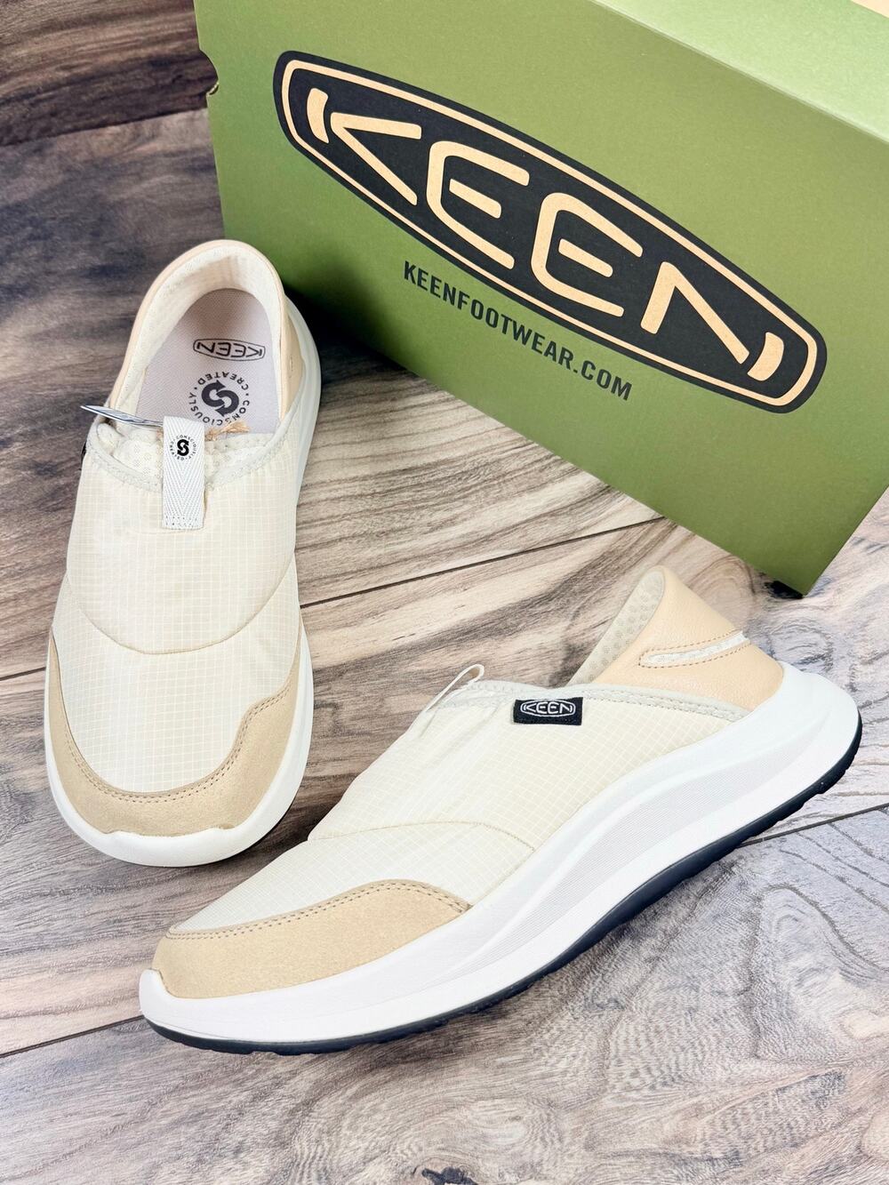 NIB Keen Whyser 10 Slip On Comfort Athletic Shoes Clogs Sneaker Collapsible Heel